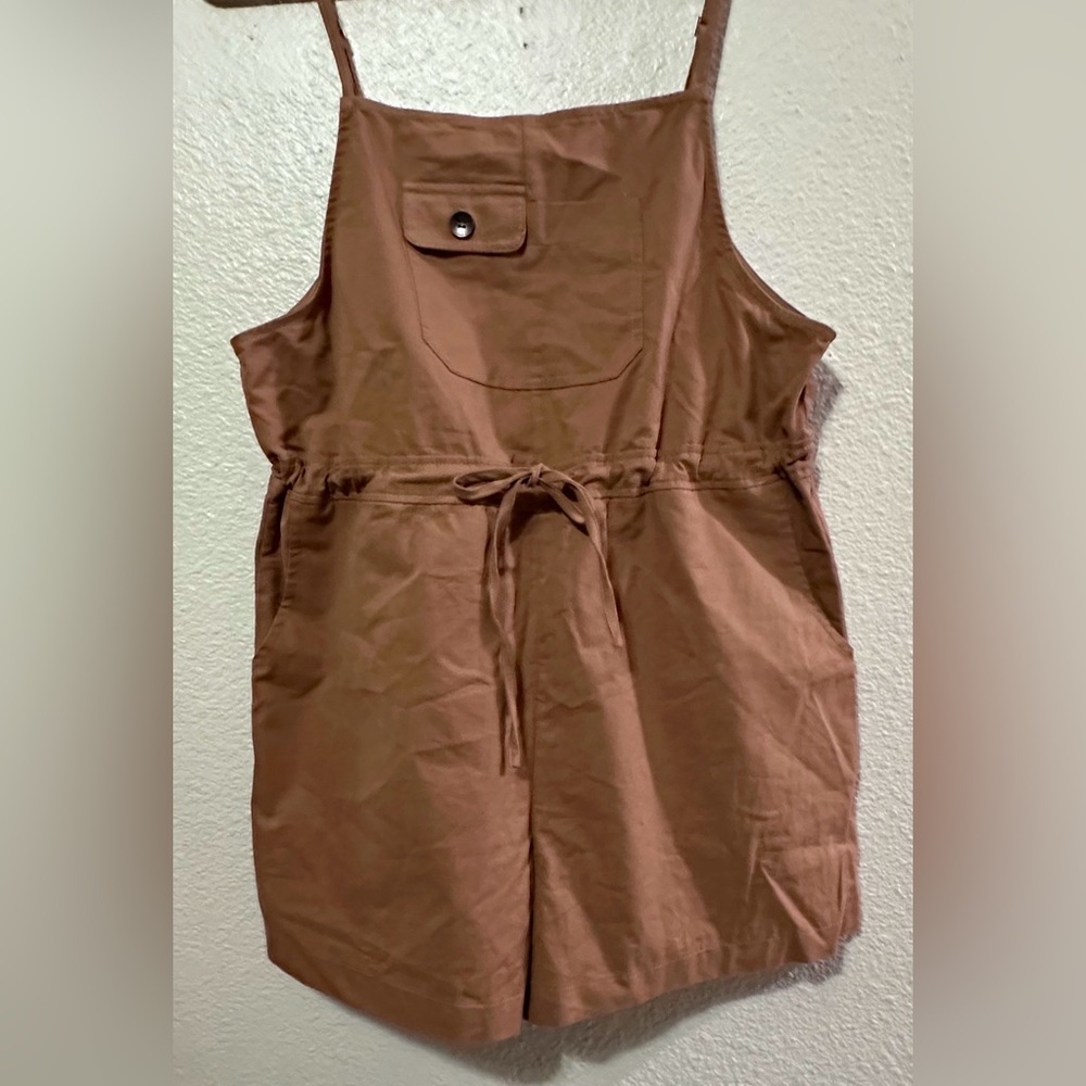 DAZY OVERALL SHORT KHAKI/SIZE M